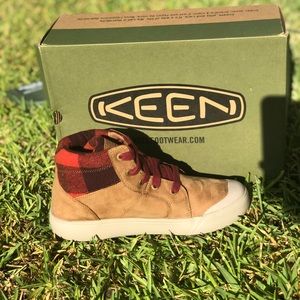 KEEN Elena MID waterproof snow sneaker